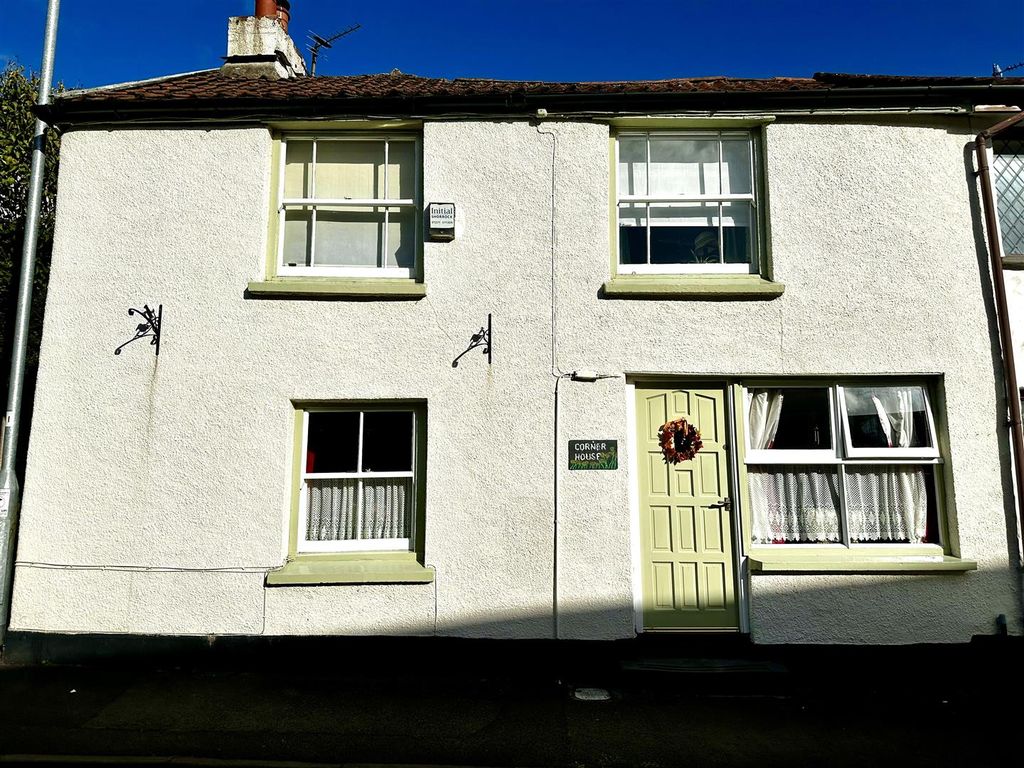3 bed end terrace house for sale in East Street, Tawton