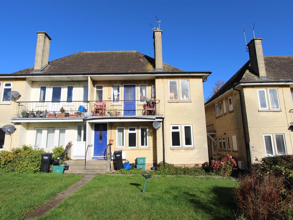 2 bed flat to rent in 18 Mayfields, Keynsham, Bristol BS31, £1,200 pcm