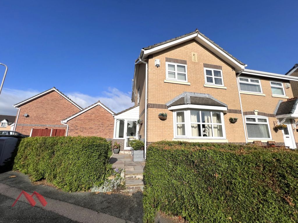 3 bed semidetached house for sale in Lindisfarne Drive, West Derby L12