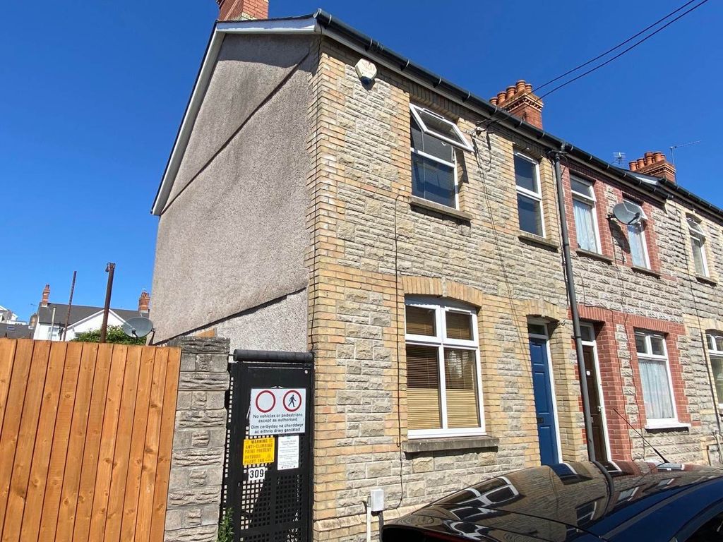2 bed property to rent in Moxon Street, Barry, Vale Of CF63