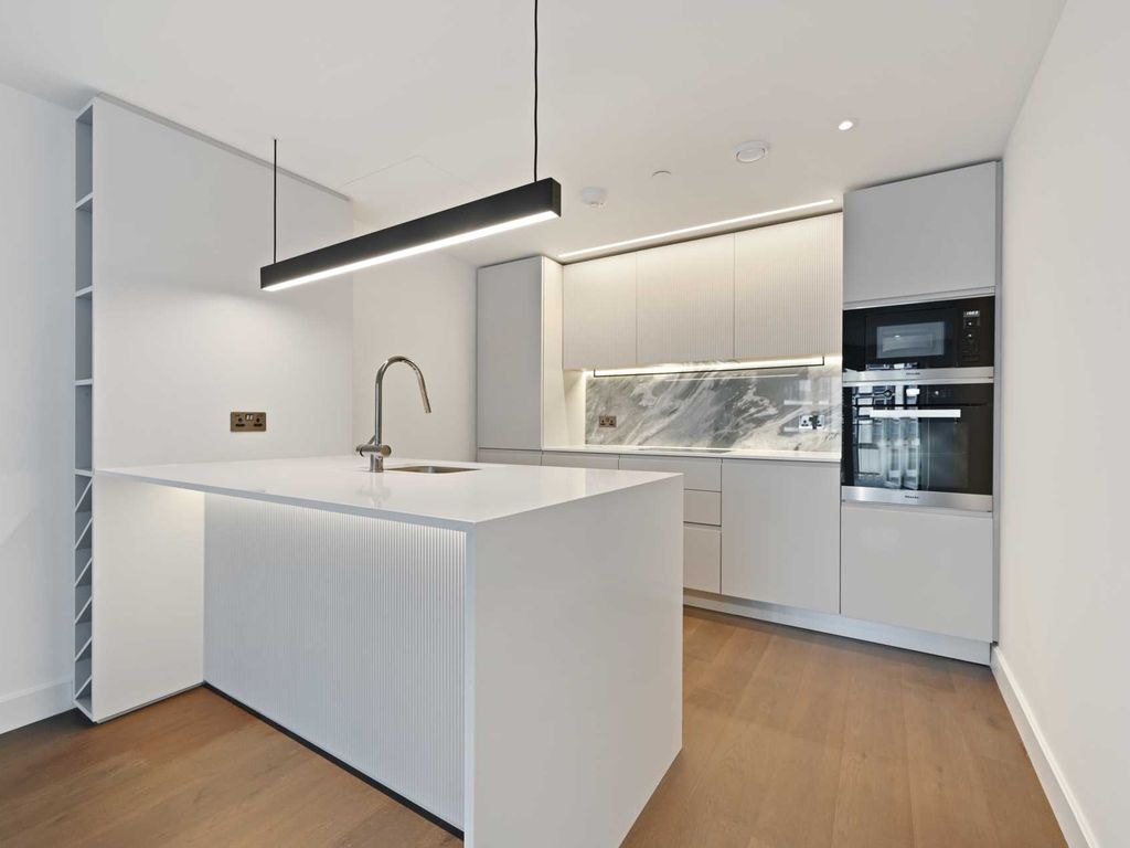 Belvedere Row, White City Living, White City W12