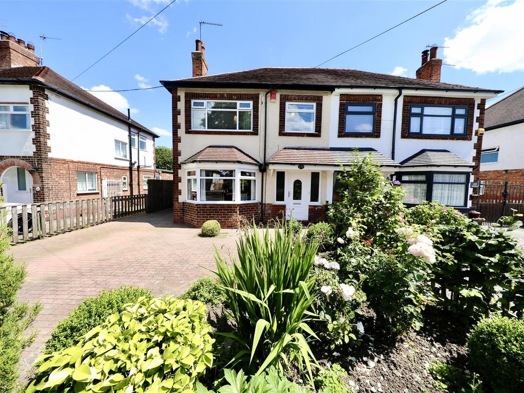 3 bed semidetached house for sale in Fairfax Avenue, Hull HU5, £