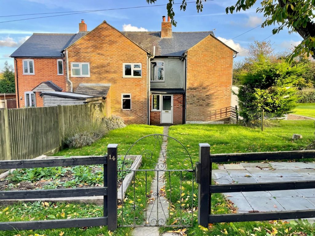2 bed terraced house for sale in Lime Kiln Cottages, Old Burghclere