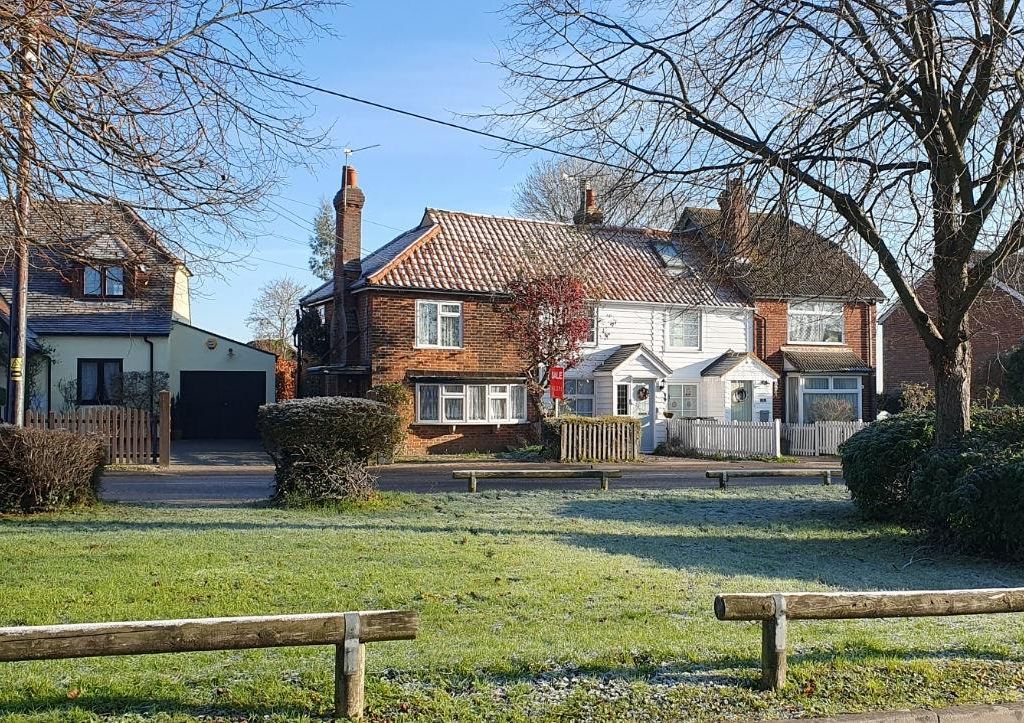 2 bed end terrace house for sale in Epping Green, Epping CM16 Zoopla