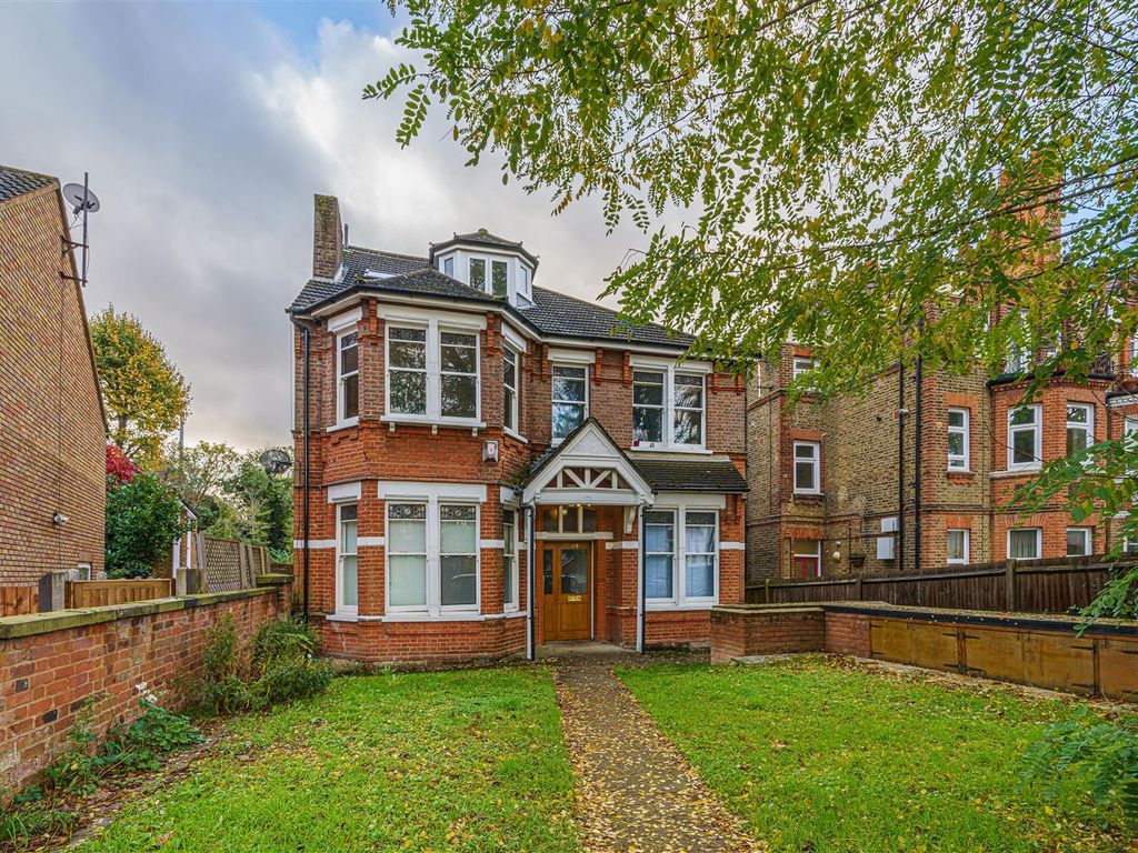 Palace Road, Tulse Hill SW2  