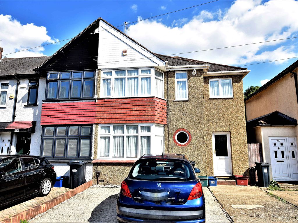 3 bed end terrace house for sale in Rochester Avenue, Feltham, Middlesex TW13 Zoopla
