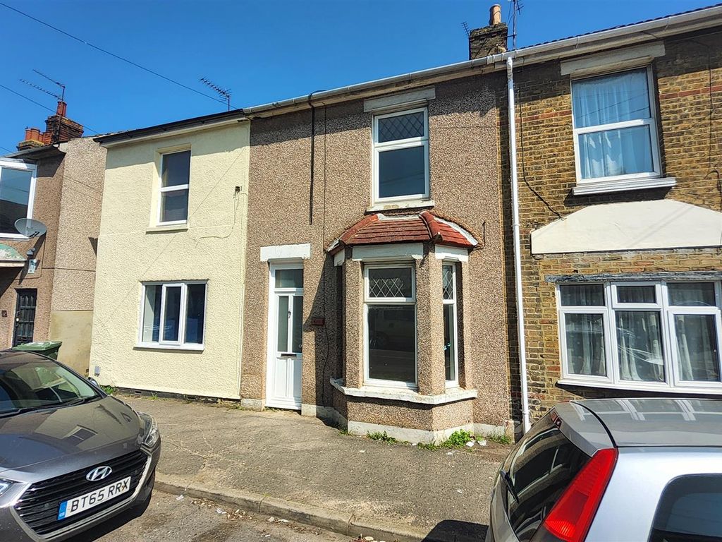 3 bed property to rent in Granville Road, Sheerness ME12 Zoopla