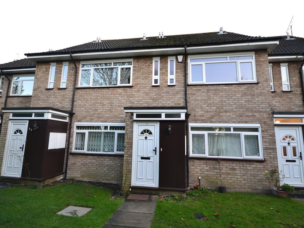 2 bed flat to rent in St Peters Close, Bushey Heath, Hertfordshire WD23 Zoopla