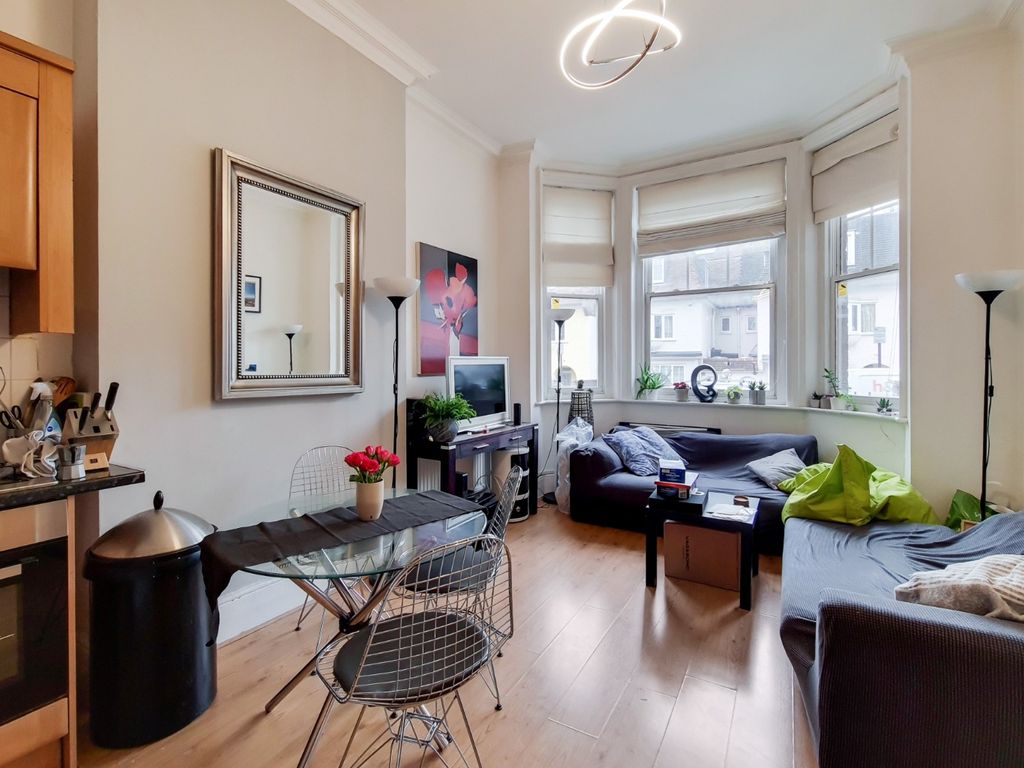 2 bed flat for sale in Barons Court Road, London W14 Zoopla