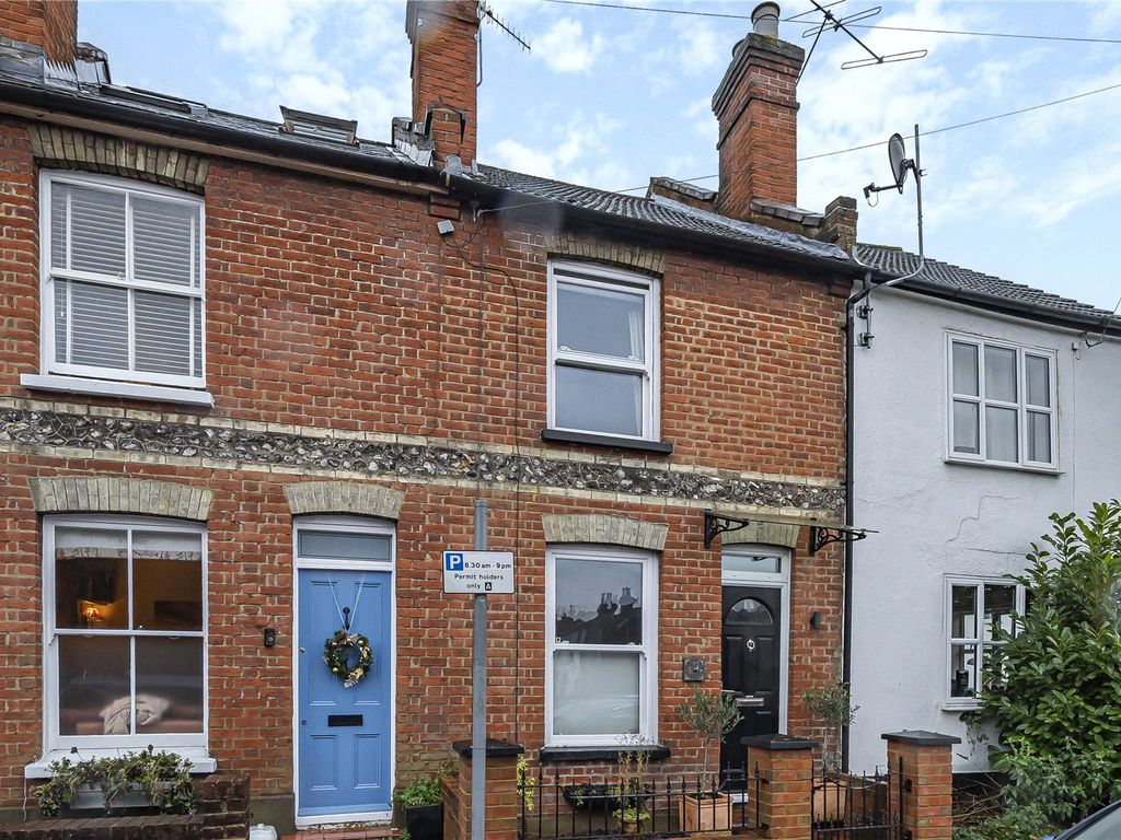 3 bed terraced house for sale in Finch Road, Guildford, Surrey GU1 Zoopla