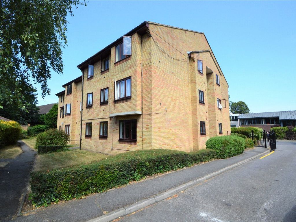 1 bed flat for sale in Ludford Close, Central Croydon, Waddon CR0 Zoopla