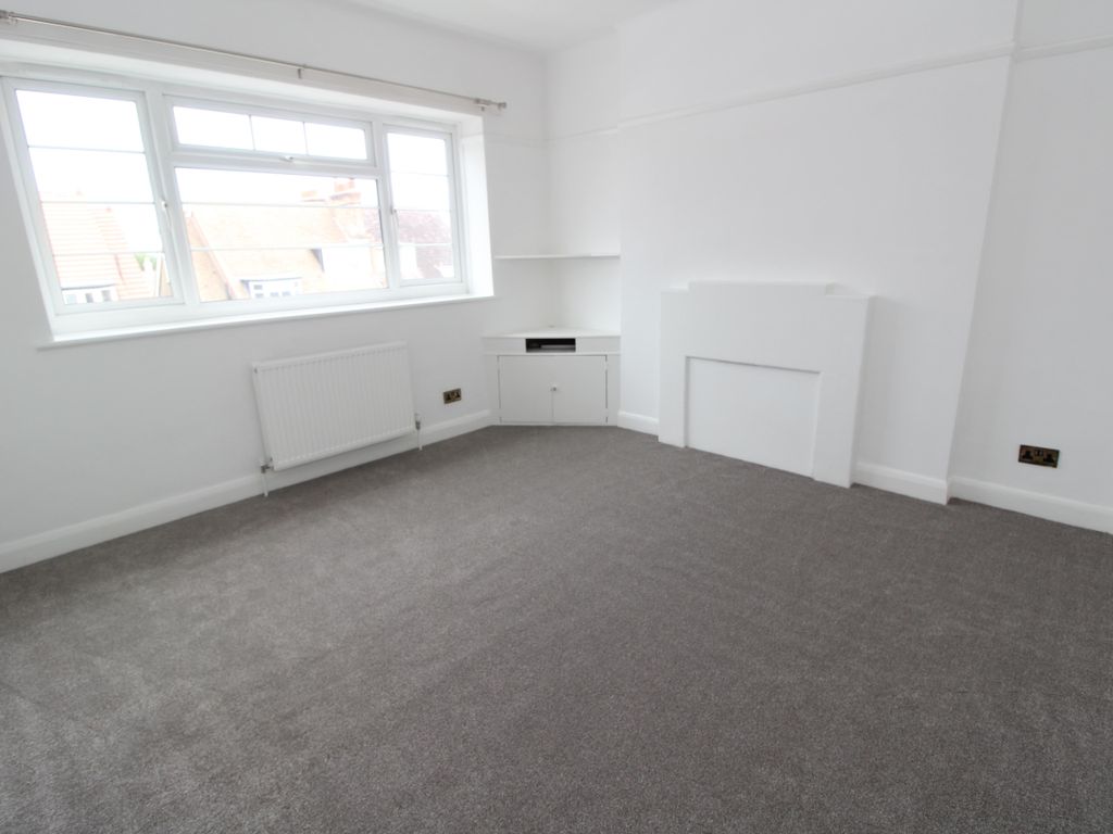 2 bed flat to rent in Belmont Road, Wallington SM6 Zoopla