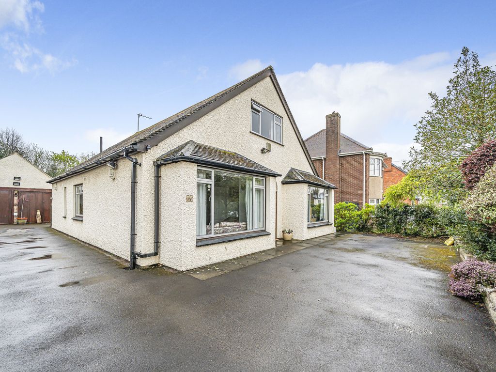 4 bed bungalow for sale in East End Road, Charlton Kings, Cheltenham, Gloucestershire GL53 Zoopla