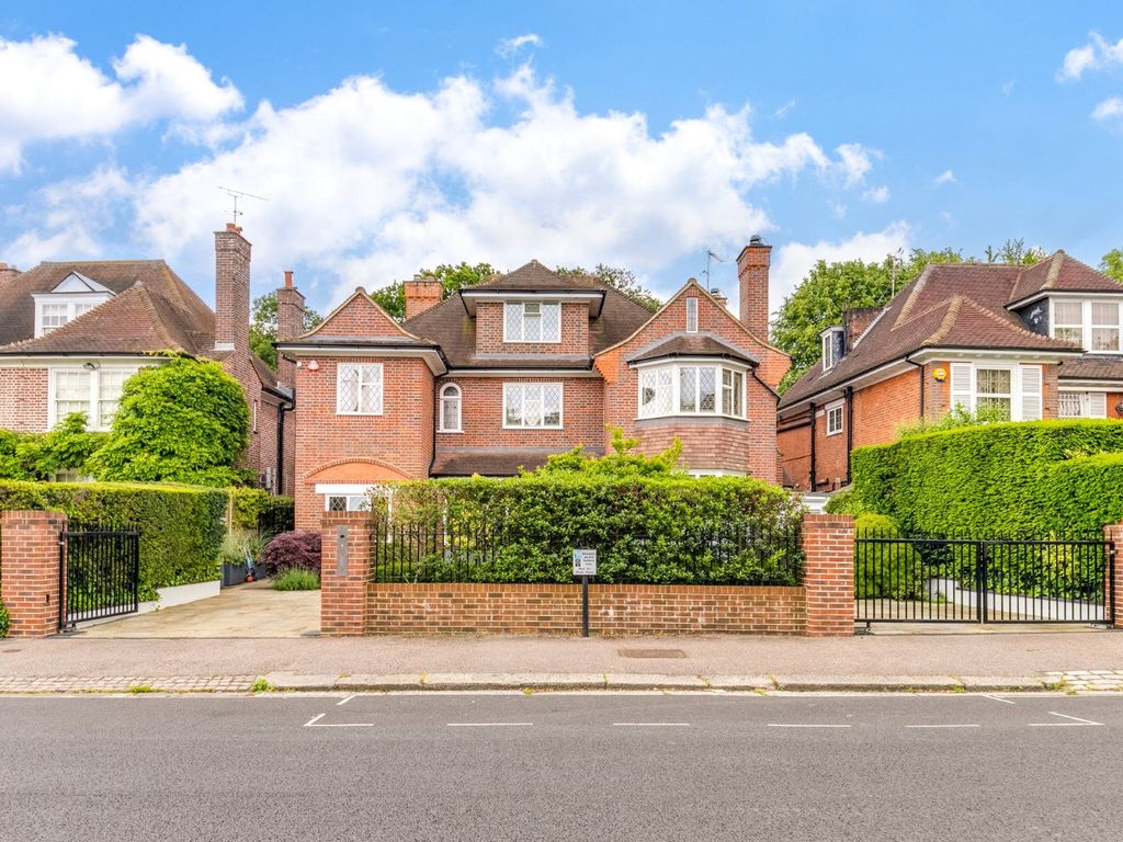 5 bed detached house for sale in Stormont Road, Kenwood, London N6, £