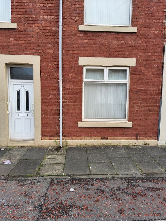 2 bed flat to rent in Howe Street, Hebburn NE31, £550 pcm Zoopla