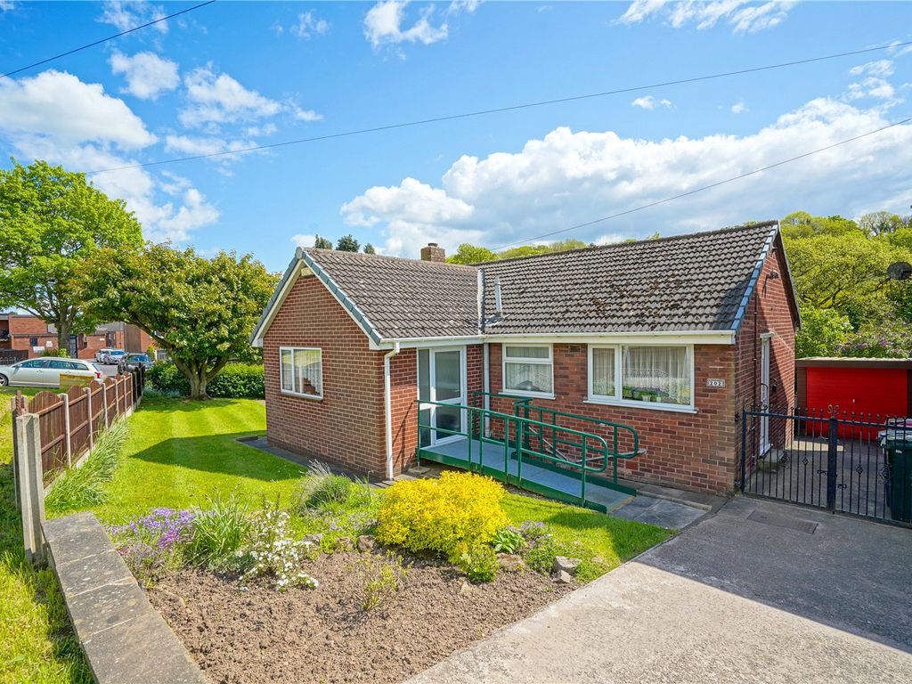 3 bed bungalow for sale in Rotherham Road, Maltby, Rotherham, South