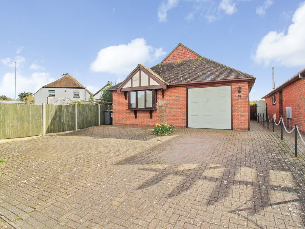 3 bed detached bungalow for sale in Osborne Gardens, Herne Bay CT6, £