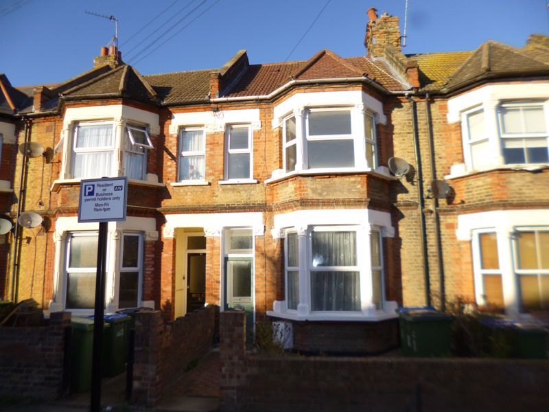 3 bed terraced house to rent in Abbey Wood Road, London SE2 Zoopla