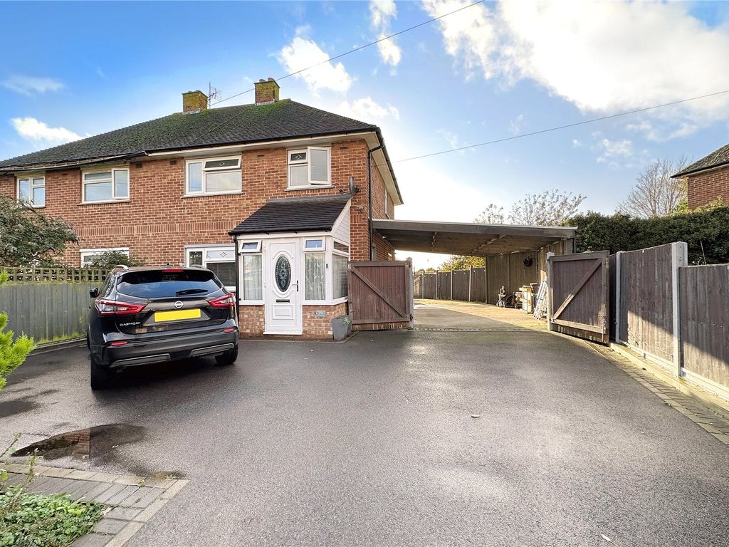 3 bed semidetached house for sale in Clun Road, Wick, Littlehampton