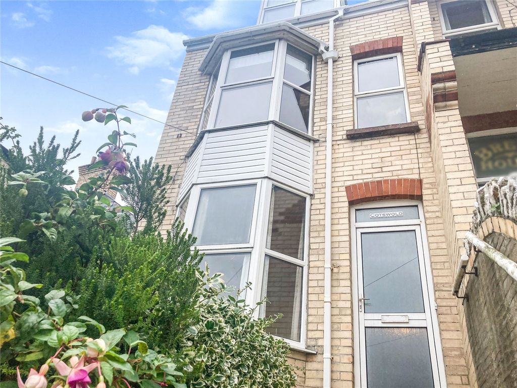 3 bed semidetached house for sale in St. Brannocks Park Road