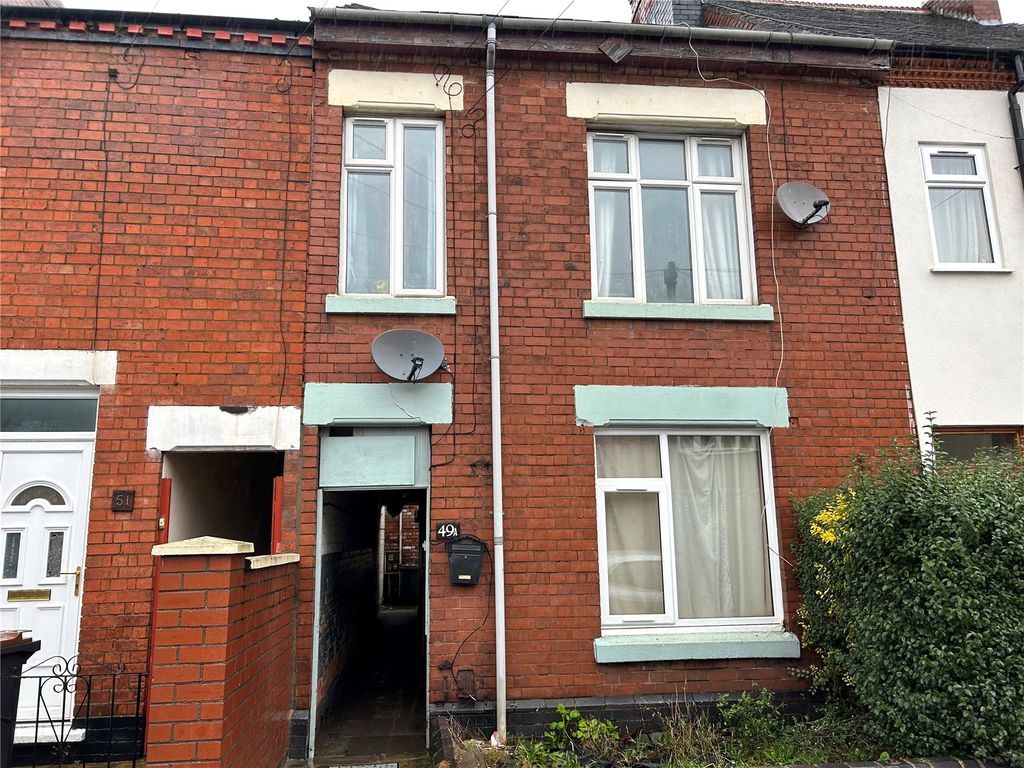 2 bed flat for sale in Princes Street, Nuneaton, Warwickshire CV11, £