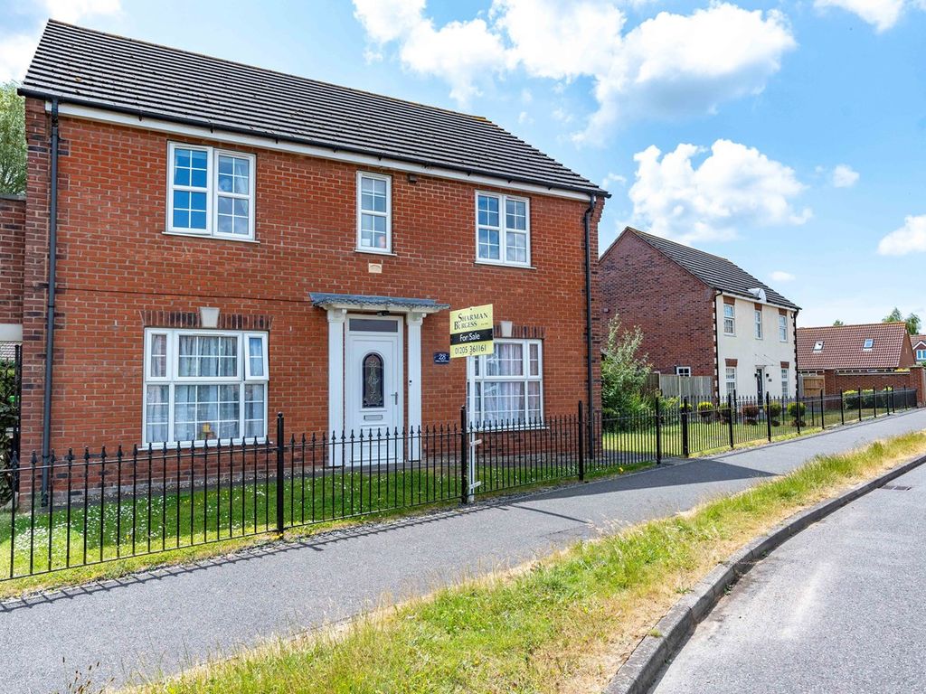 4 bed detached house for sale in Ashton Hall Drive, Boston PE21, £325,000 Zoopla