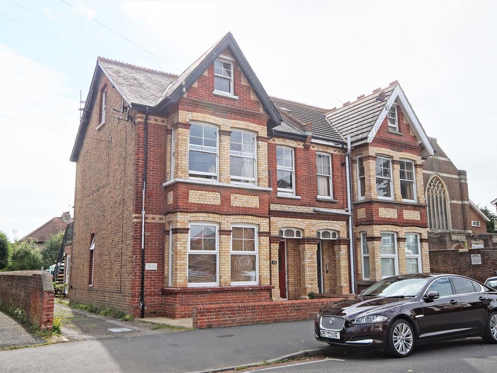 2 bed flat to rent in Linden Road, Bognor Regis PO21, £1,000 pcm Zoopla