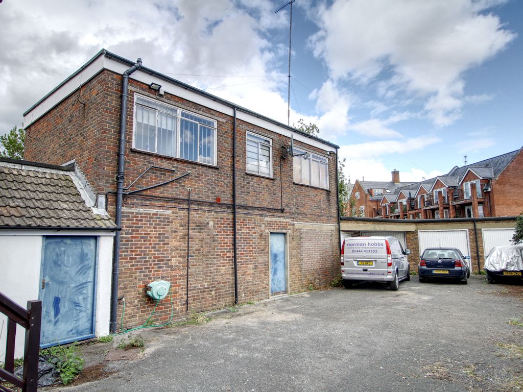 Industrial to let in Sussex Road, Haywards Heath RH16, £10,500 pa Zoopla