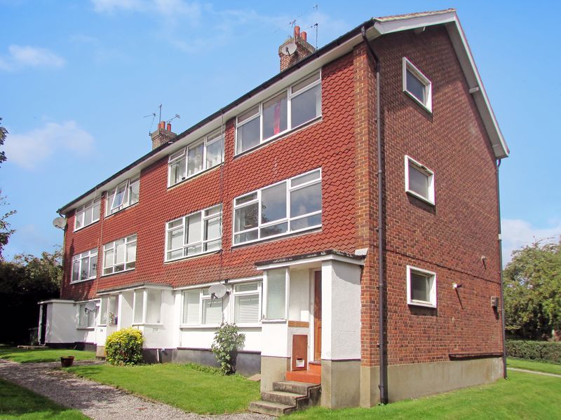 2 bed flat for sale in Oakfield Lane, Dartford DA1 Zoopla