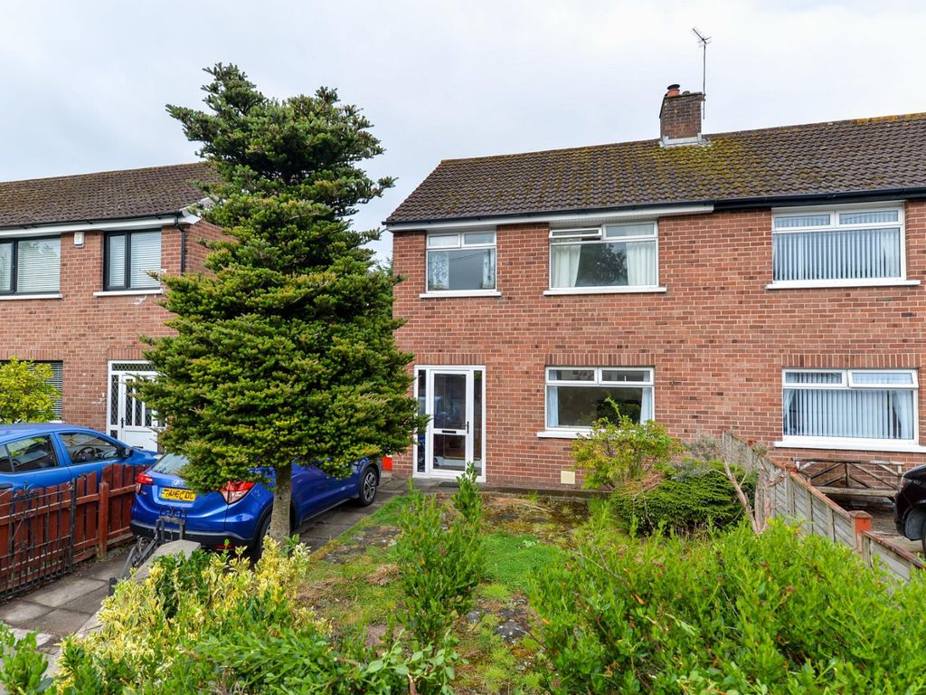 3 bed semidetached house for sale in Comber Road, Dundonald, Belfast