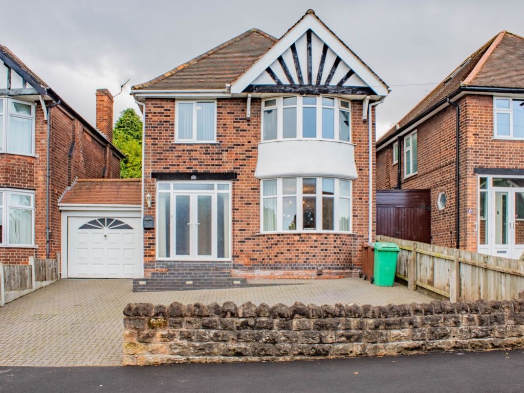 3 bed detached house for sale in Charnock Avenue, Nottingham