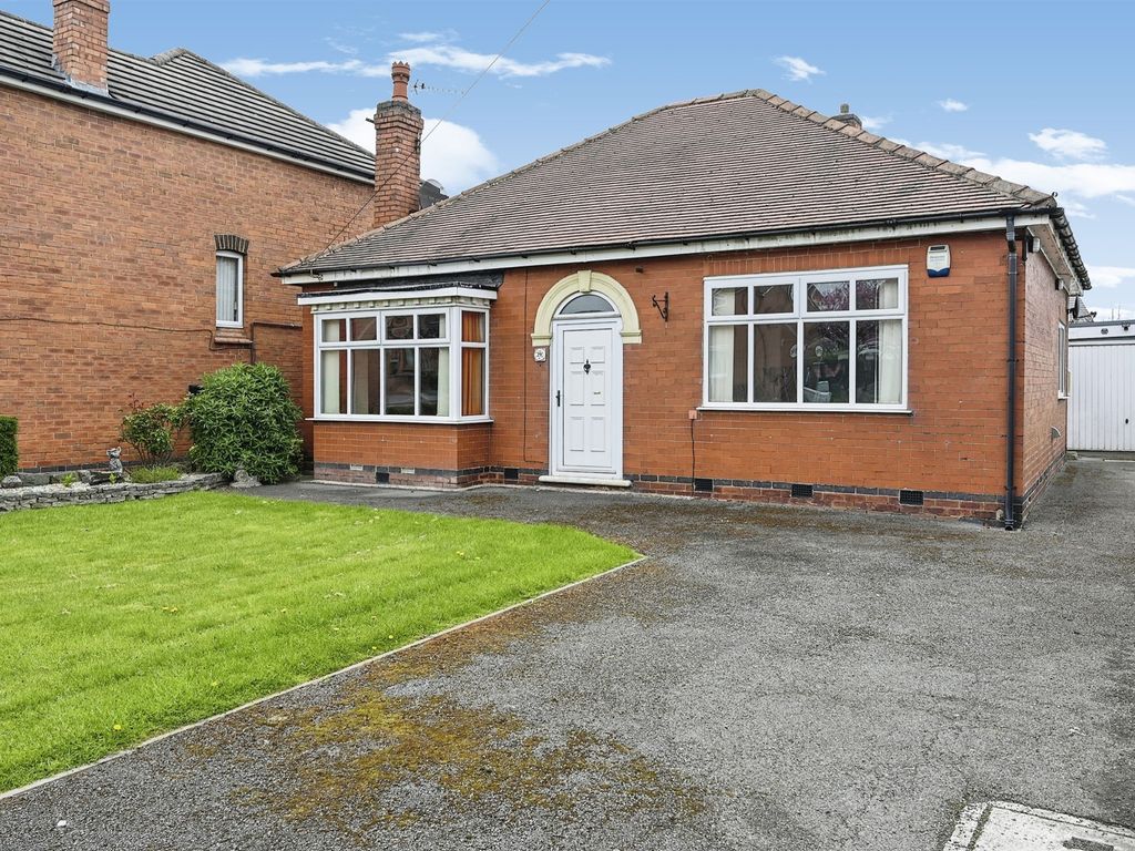 2 bed detached bungalow for sale in Waingroves Road, Waingroves, Ripley