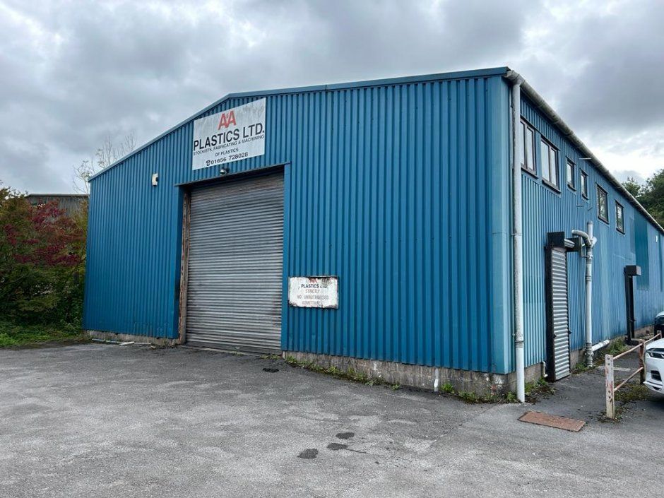 Warehouse for sale in Brynmenyn, Bridgend CF32, £275,000 Zoopla