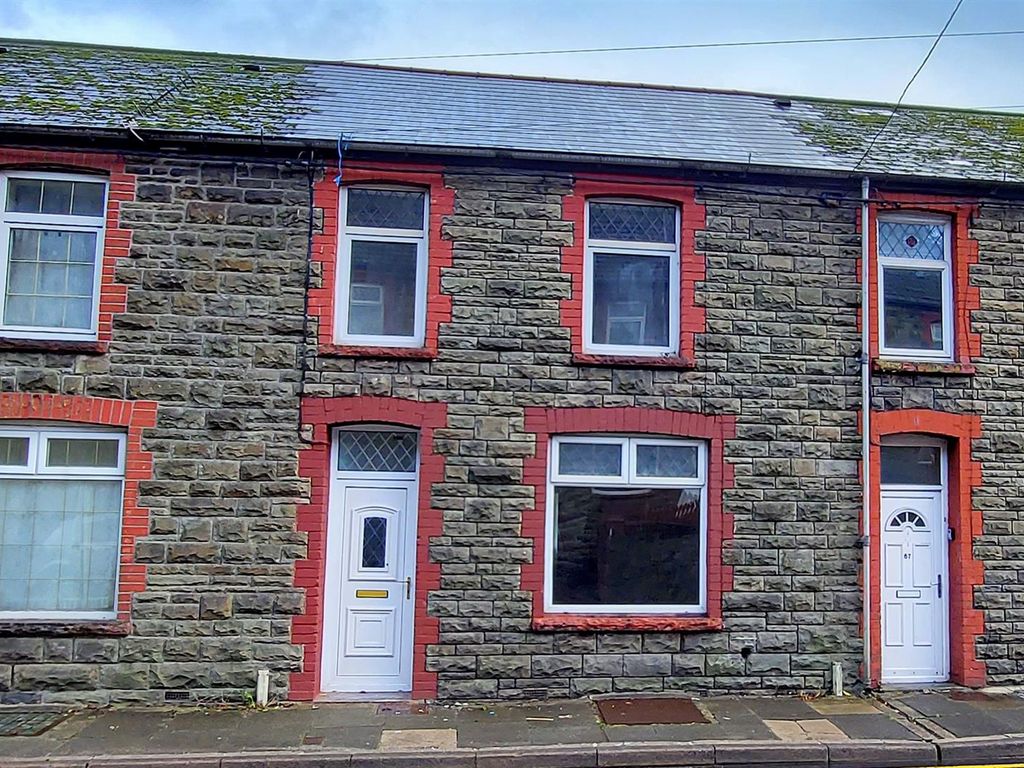 3 bed terraced house to rent in Tonna Road, Caerau, Maesteg CF34, £675