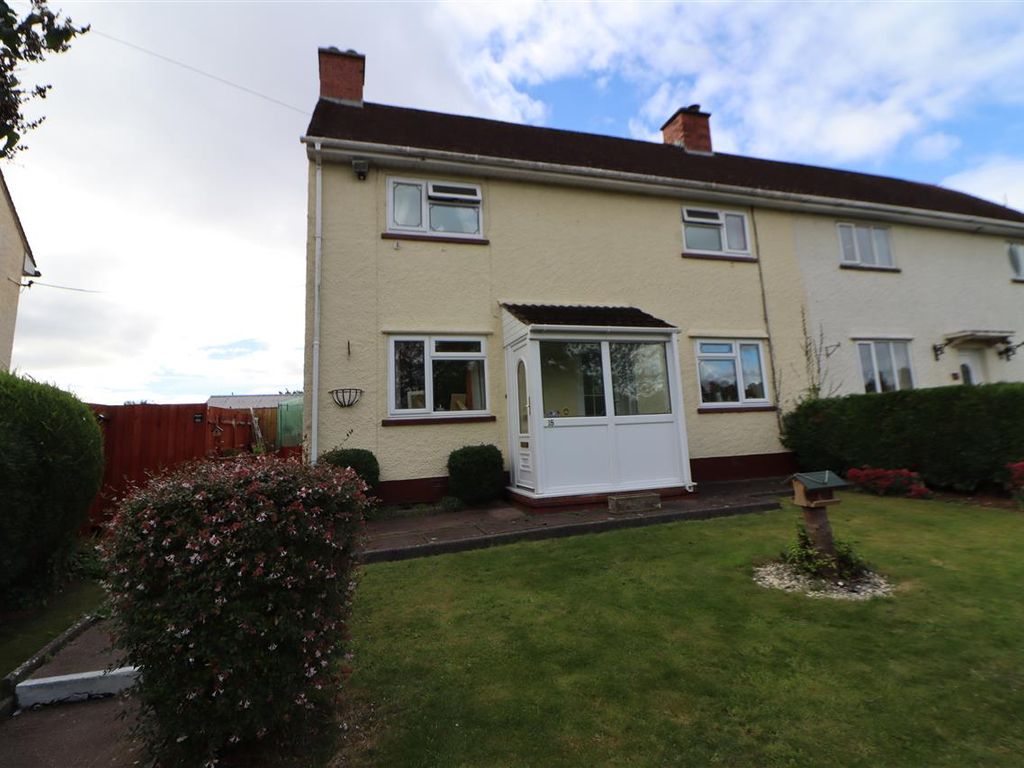 4 bed semidetached house for sale in Eastgate Crescent, Caerwent