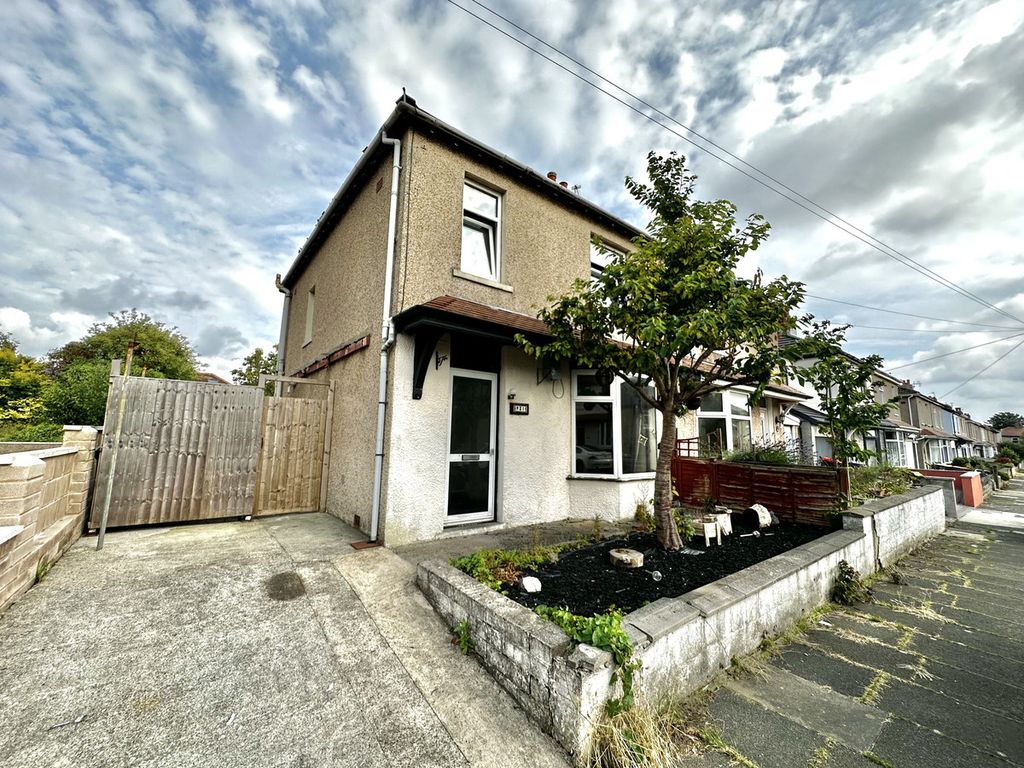 3 bed semidetached house for sale in Yealand Avenue, Morecambe LA3
