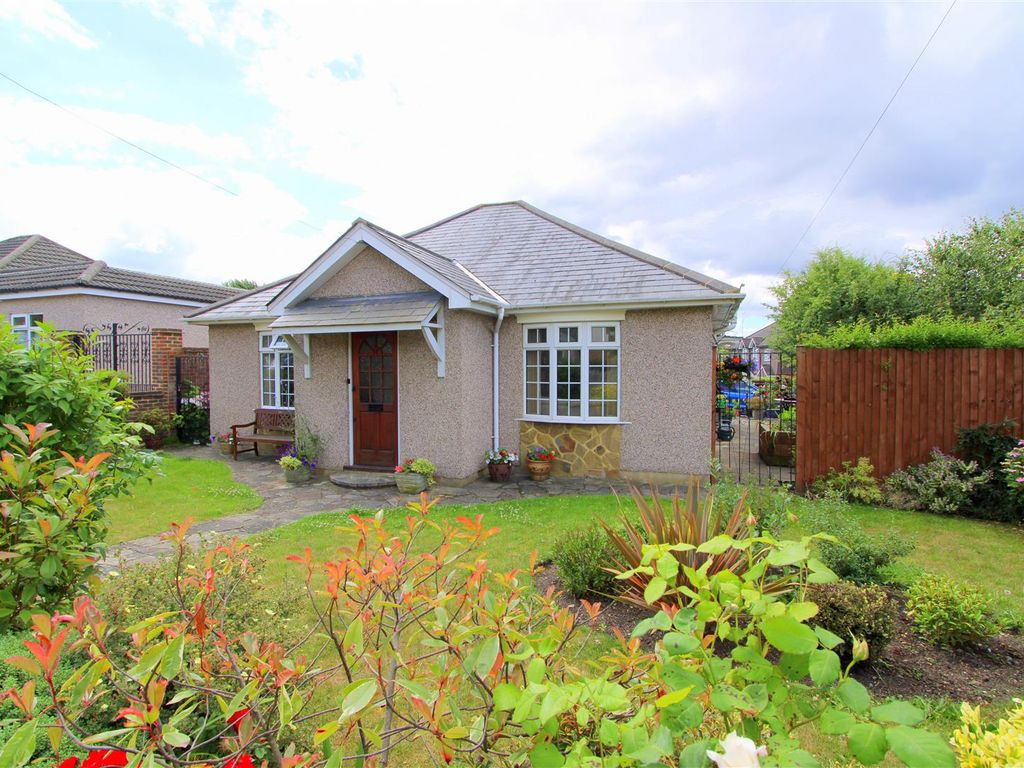 2 bed detached bungalow for sale in Benhilton Gardens, Sutton SM1 Zoopla