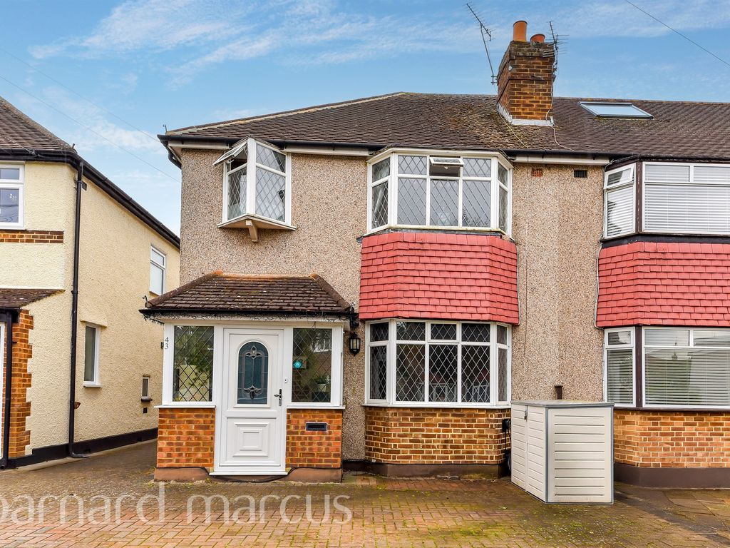 3 bed semidetached house for sale in Oakhurst Road, West Ewell, Epsom