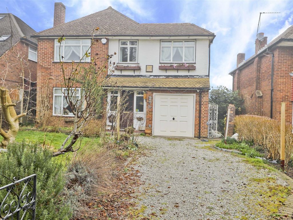 4 bed detached house for sale in Warren Road, Ickenham UB10 Zoopla