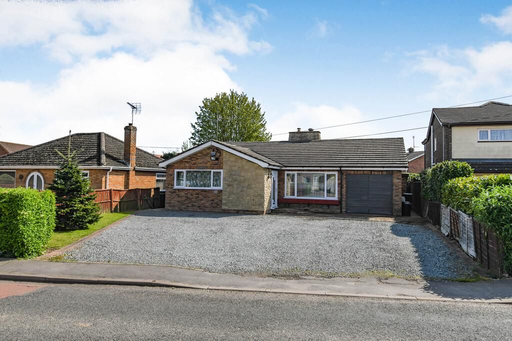 3 bed detached bungalow for sale in Cobgate, Whaplode, Spalding PE12