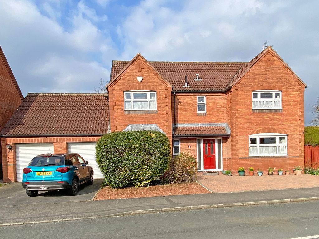 5 bed detached house for sale in Abbey Crags Way, Knaresborough HG5, £