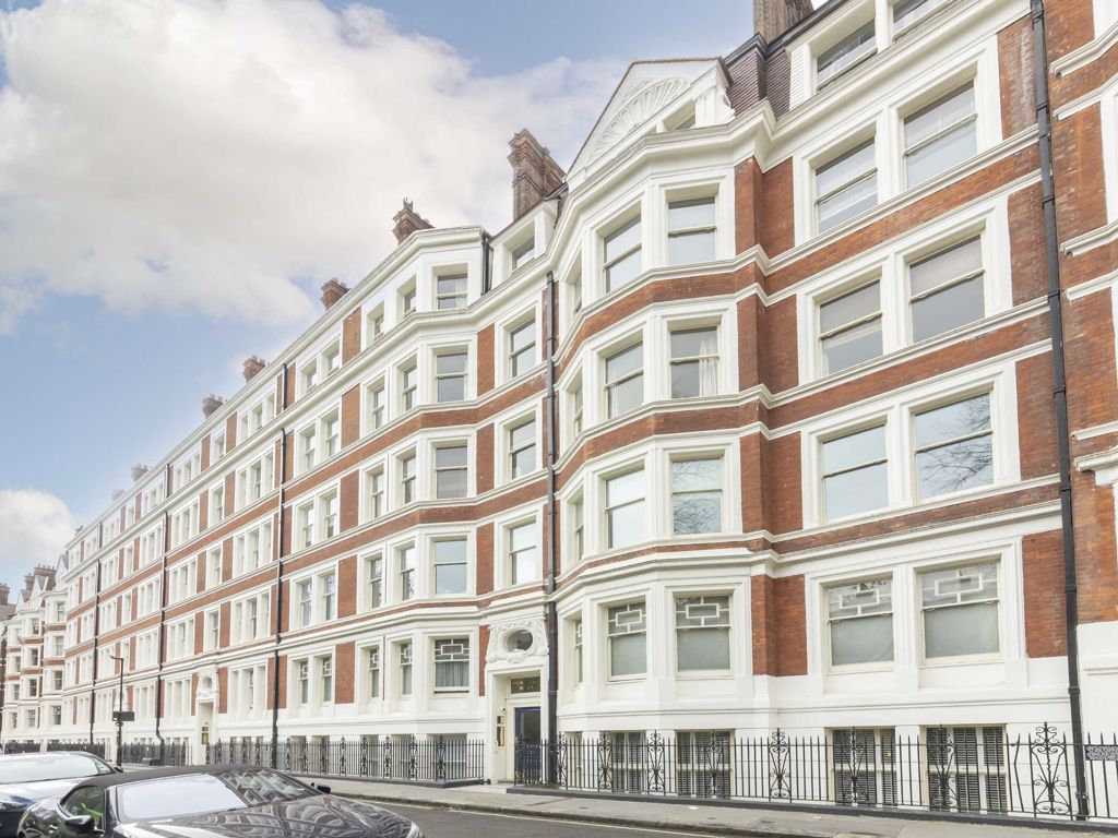 3 bed flat for sale in Ridgmount Gardens, London WC1E Zoopla
