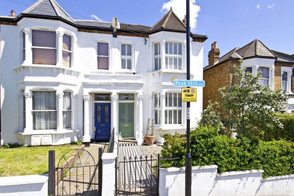 4 bed semidetached house to rent in Peak Hill, Sydenham, London SE26, £2,700 pcm Zoopla