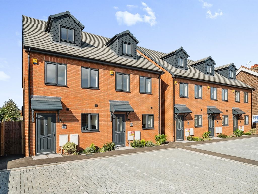 New home, 3 bed semidetached house for sale in School Lane, Leagrave