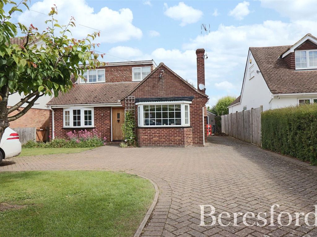 4 bed bungalow for sale in Brewers End, Takeley CM22 Zoopla