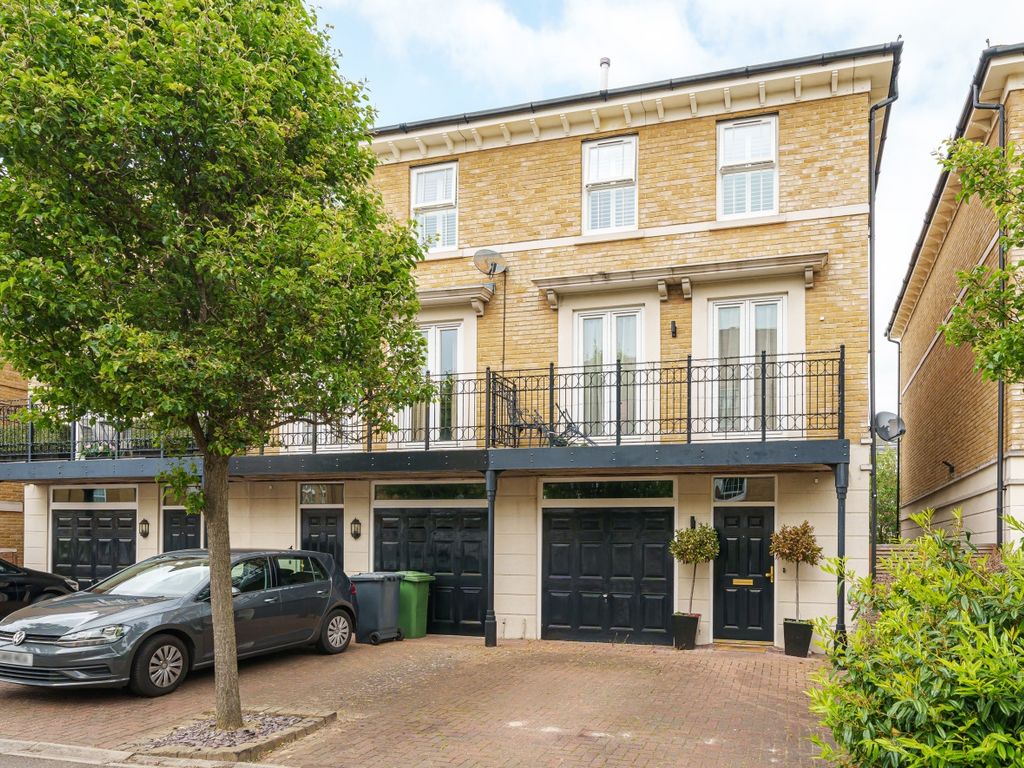 3 bed end terrace house for sale in Whitstone Lane, Beckenham BR3 Zoopla
