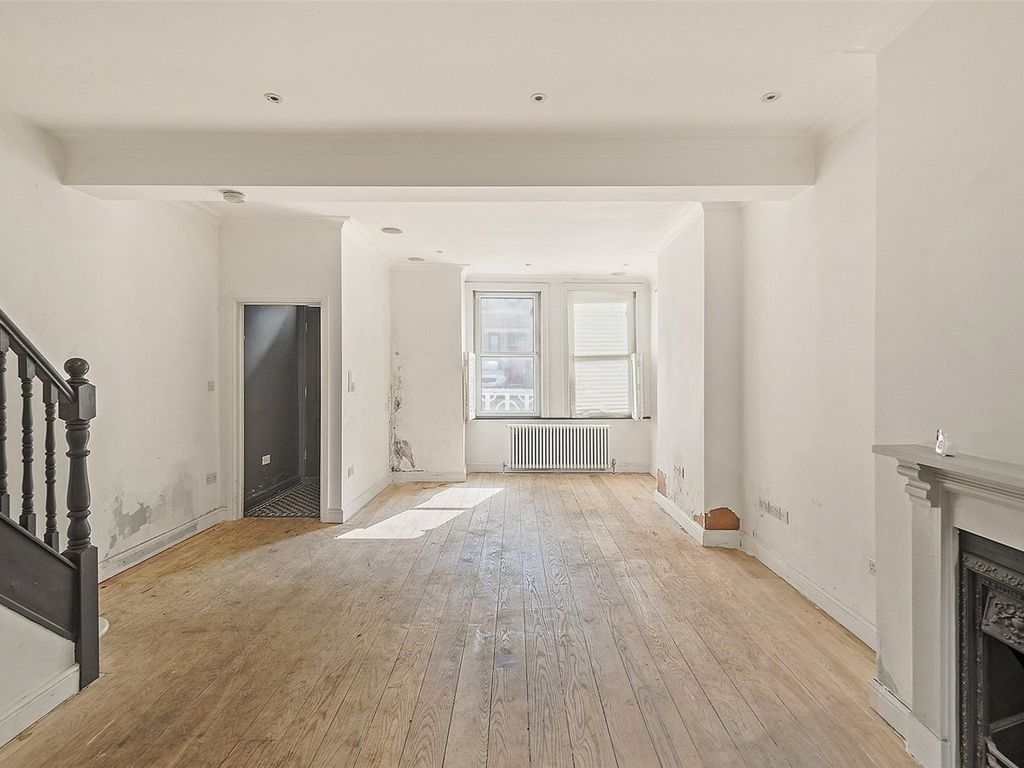 Mauleverer Road, London SW2  