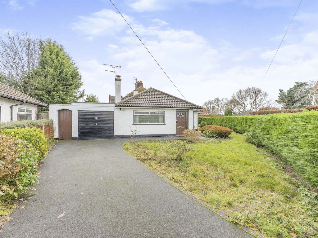2 bed detached bungalow for sale in Greenfields Crescent, Bromborough, Wirral CH62, £260,000
