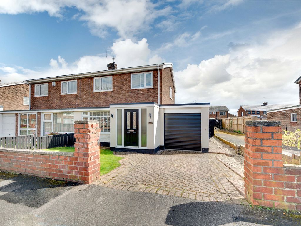 3 bed semidetached house for sale in Wardley Drive, Wardley, Gateshead