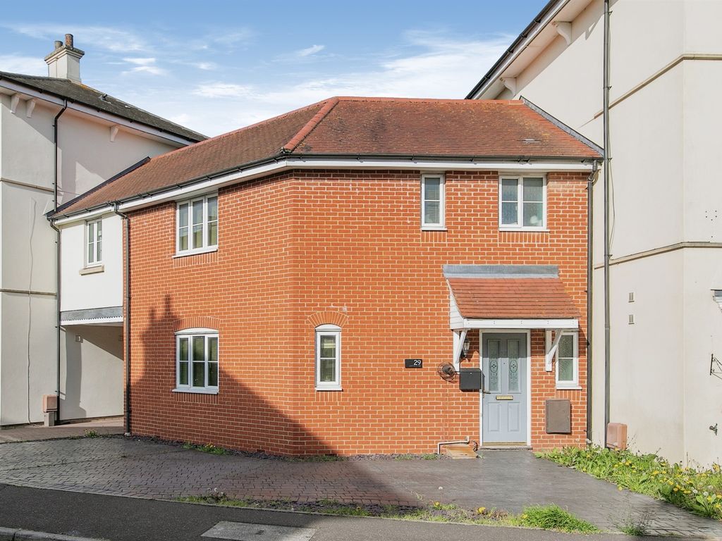 3 bed terraced house for sale in Gratian Close, Highwoods, Colchester